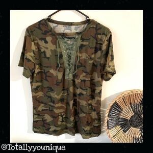 No brand Women’s Camo Tee Lace Up